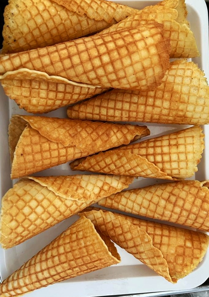 Gluten Free Waffle Cones(2)